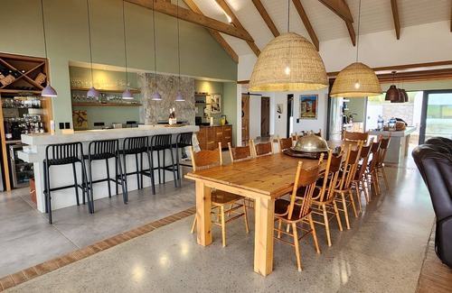 Elgin Villa | Hermanus - The Winefarm Villa on Escape Wine Farm