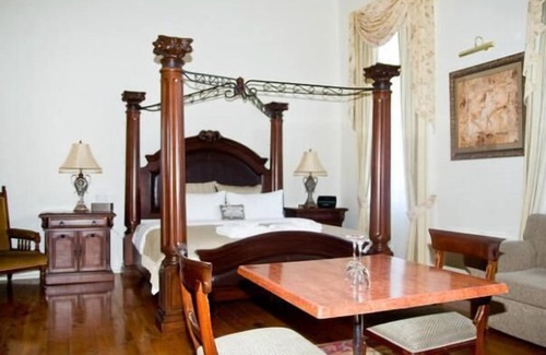 Wellington Hotel | Hermitage Hill Country Retreat & Function Centre