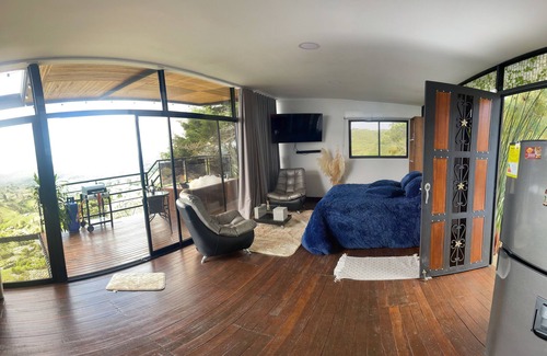 El Penol Cabin | Hermosa Cabaña Familiar con Jacuzzi y Cocina. El Mejor Paisaje de la Región