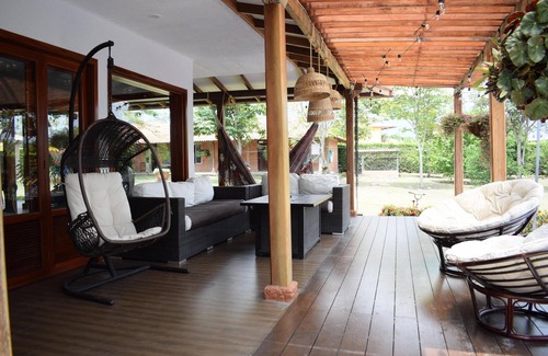 El Cerrito Villa | Hermosa y lujosa Finca en Santa Elena