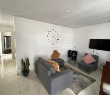 Cali Apartment | Hermoso apartamento con terraza