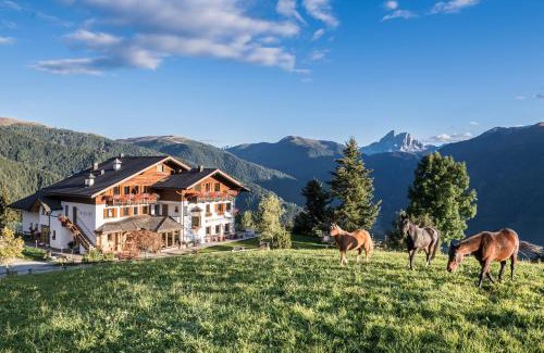 Luson Hotel | Herol - my mountain retreat