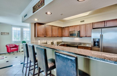 Fort Walton Beach Apartment | Heron 403 - Emerald Escape - Destin West - 2,400 sq ft