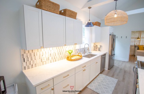 Savannah House | Heron's Nest on Wilmington Island, Free Tybee Parking Pass!