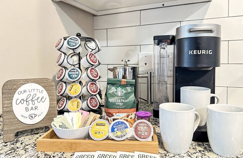 Cornelius Apartment | Herons Perch, Elevators, Pool, Gym