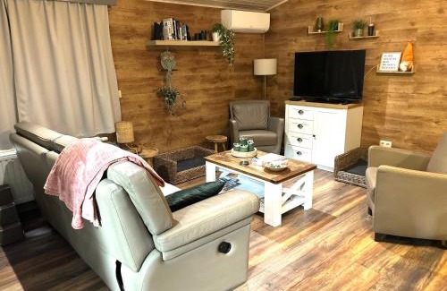 Lanaken Ski Chalet | Het Zenhuisje