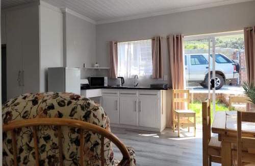 Bredasdorp Apartment | Heuning Nessie