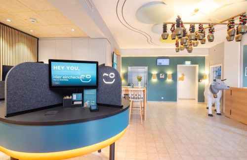Piding Hotel | Hey Lou Hotel Piding