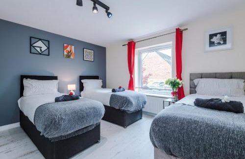 Heywood House | Heywood House - Contractor stays by Niji Short Stays