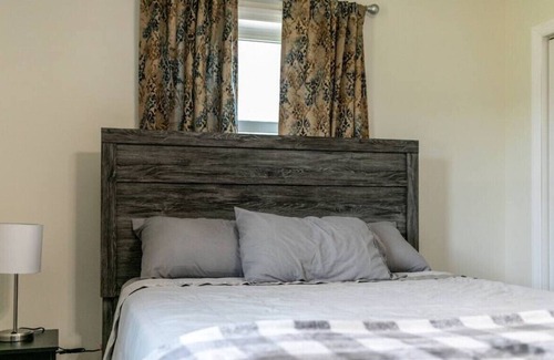 Bellefonte House | HH Horse Retreat - only 9 miles from PSU!