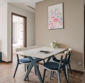 Xuan Tao Apartment | Hi-Home Suites - Ngoai Giao Doan at West Lake Starlake