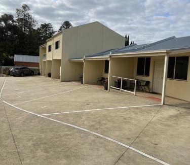 Beechworth Hotel | Hibernian Hotel