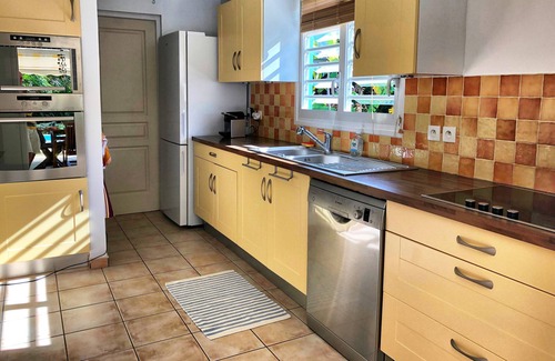 Bas Vent Villa | Hibiscus (8p) 3 A/C bedrooms, pool, garden, beach 200 m