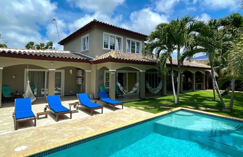 Jan Thiel House | Hibiscus Beach House