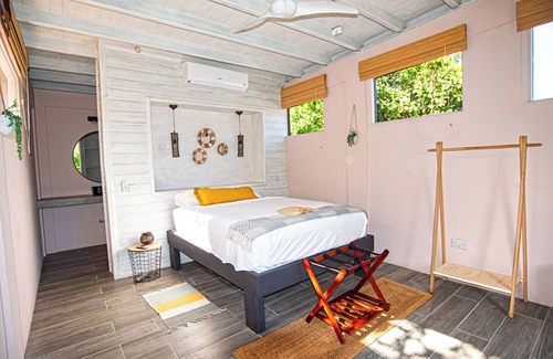 Calibishie Resort | Hibiscus Caribbean Garden suite with pool