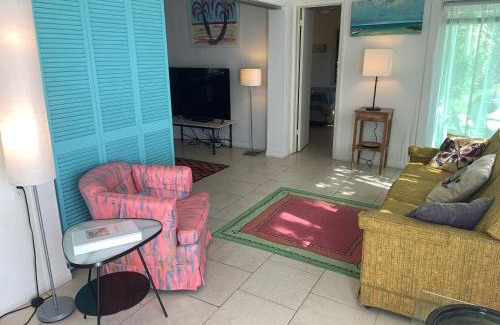 Flagler Beach Apartment | Hibiscus Cottage - Downtown and Steps to the Beach!