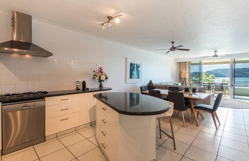 Hamilton Island Apartment | Hibiscus Lodge 108, Hibiscus Lodge 108 on Hamilton Island