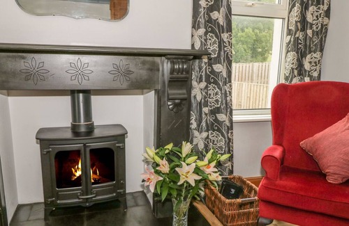 Whitbeck House | HICKORY HOUSE, family friendly, with hot tub in Silecroft