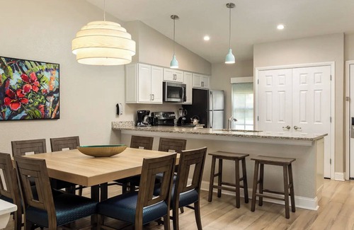 Orange Lake Condo | HICV @ Orange Lake Resort 2BR Suite Friday Check-In