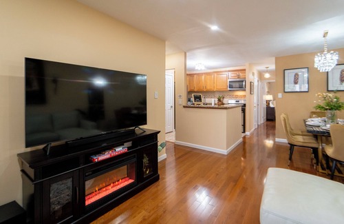 Canarsie Apartment | Hidden Delight . nCharming 2-bedroom apartment close to JFK AIRPORT