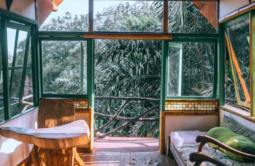 Yomra House | Hidden Garden Bungalow