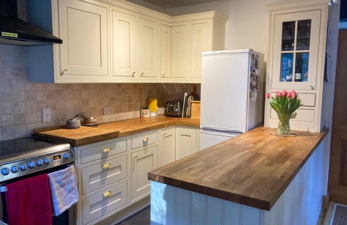 Kingsbridge House | Hidden gem -19th Century Mill with separate annexe and gardens.