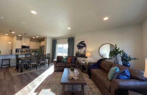 Fort Collins House | Hidden Gem - Brand New Curated Home with Pool Access