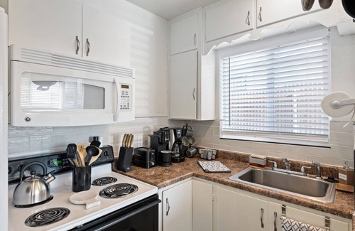 Sam Hughes House | Hidden Gem close to U of A stadium