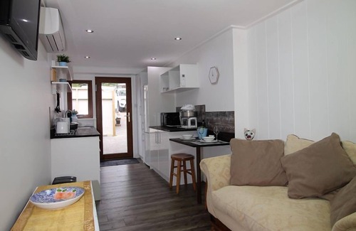 Flagstaff Hill Cottage | Hidden Gem in Flagstaff Hill