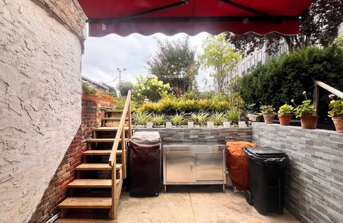 Spruce Hill House | Hidden Gem Townhome with 2 BRs -University City -near UPenn&Drexel