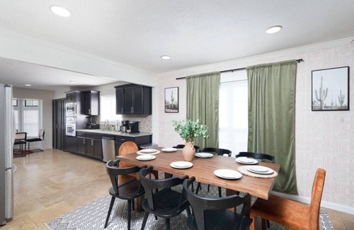 Whispering Oaks House | Hidden Oasis: Mini Golf|MovieRoom|POOL