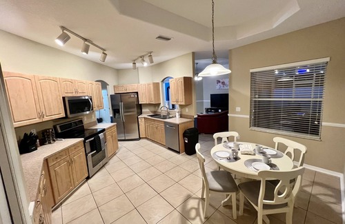 Palm Coast House | Hidden Treasure-cozy and stylish 3BR with salt water heated pool