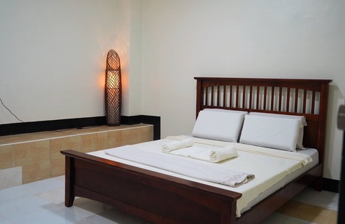 Pinamungajan Hotel | Hidden Valley Mountain and Wavepool Resort