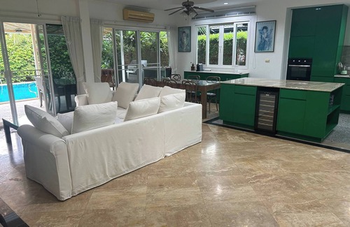 Nong Kae Villa | Hidden Villa Oasis Private Pool 2km to Beach&Mall