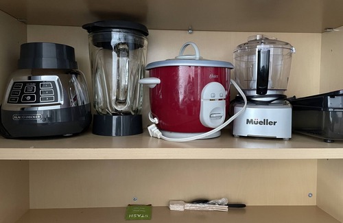 Glen Burnie House | HiddenParadise in Scenic community, mins to attractions & WaterFront. Sleeps 9