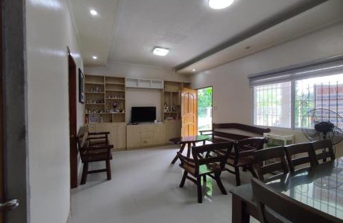 Mambajao House | Hideaway Camiguin Homestay