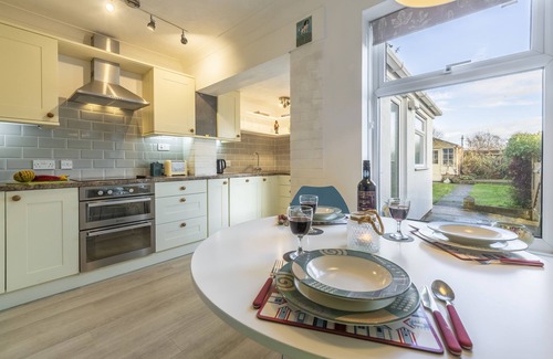 Leiston Cottage | Hideaway Cottage, Leiston