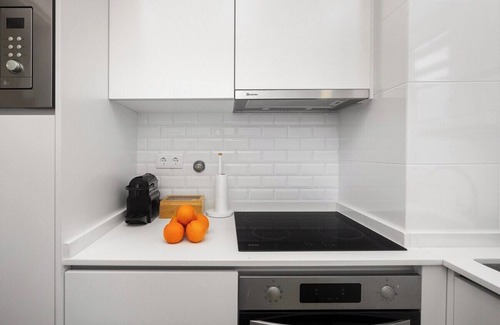 Alto do Pina Apartment | Hideaway Family Apartment | Private Terrace | AC