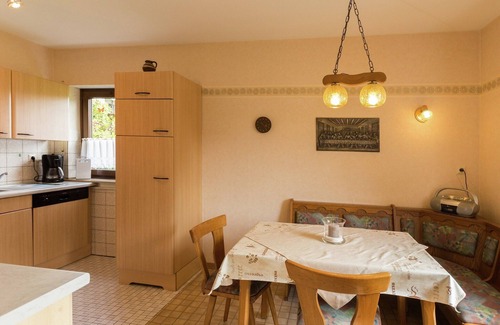 Hesborn Apartment | Hideaway in Sauerland Hillside