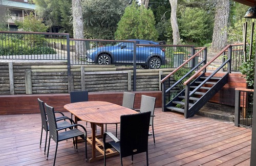 Blackheath Cottage | Hideaway, Popes Glen Views, Slow Combustion Fireplace, Ducted Gas Heating, WiFi