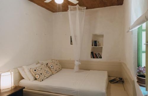 Korissia House | Hidesign Athens Traditional Stone House in Kea's Port