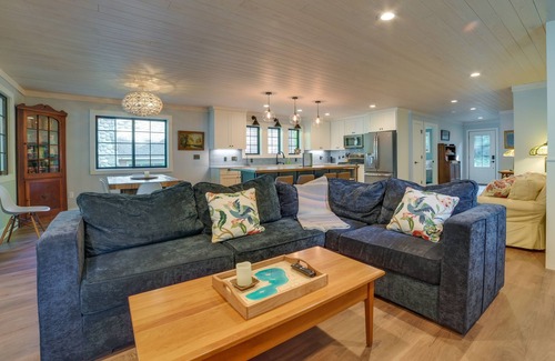 Higgins Lake House | Higgins Lake Vacation Rental w/Lake Views & Deck!
