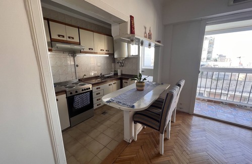 Recoleta Apartment | High, bright and well located, special offer!