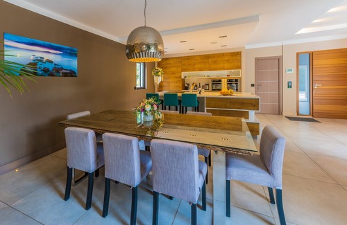 Plan-de-la-Tour Villa | High-end villa with heated outdoor pool and heated indoor pool St Tropez