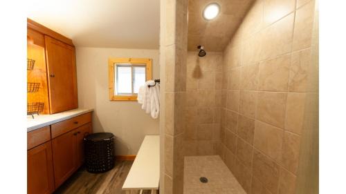 Red River House | High Expectations - In Town - New Property! - Fireplace - Adjustable Bed - Fenced Yard