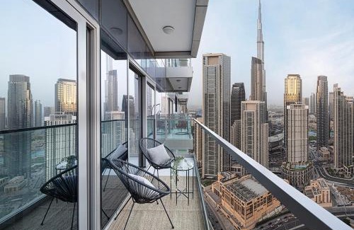 Downtown Dubai Apartment | High Floor Apartment in 5 Star Hotel with Infinity Pool Burj View Gym Spa Sauna