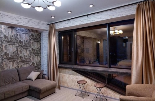 Listvyanka Apartment | High Floor Baikal Hill Apartment