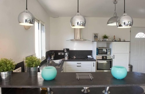 Plouneour-Brignogan-Plages House | HIGH STANDARD VILLA 150M FROM THE BEACH, HEATED INDOOR POOL