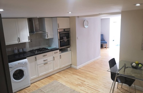 Paignton Apartment | High Gables Apartment 1, goodrington beach