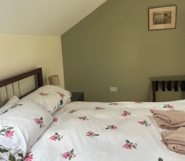 Whitfield Apartment | High Keenley Self Catering